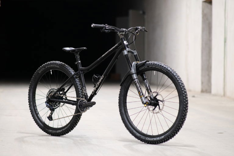 Schwarzes Hardcore Hardtail von Chromag Industries